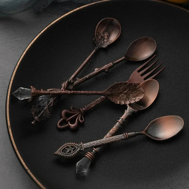 6Pcs/Set Vintage European Palace Tableware Set Fruit Cake Fork Coffee Spoon Kitchen Accessories