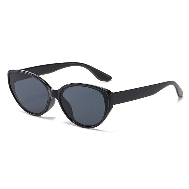 YIMARUILI ＄3 Fashion polarized sunglasses for men and women, ultra light and trendy UV400