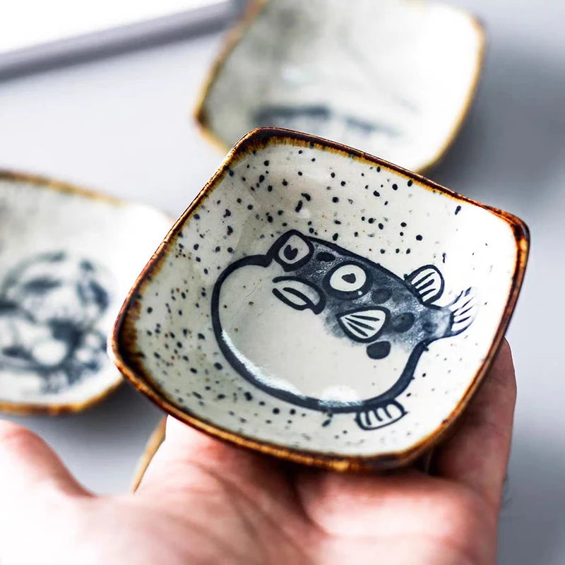 Vintage Ceramic Small Plate Japanese Creative Cartoon Seafood Sauce Dish Seasoning Plate Home Kitchen Tableware Wholesale