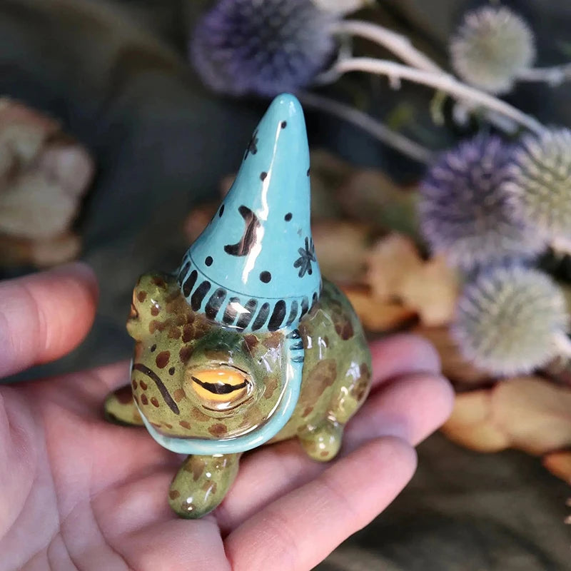 Frog Statues For Garden Witch Hat Little Frog Statue Resin Figurine Outdoor Yard Art Sculpture Hand-Painted Bonsai Ornament