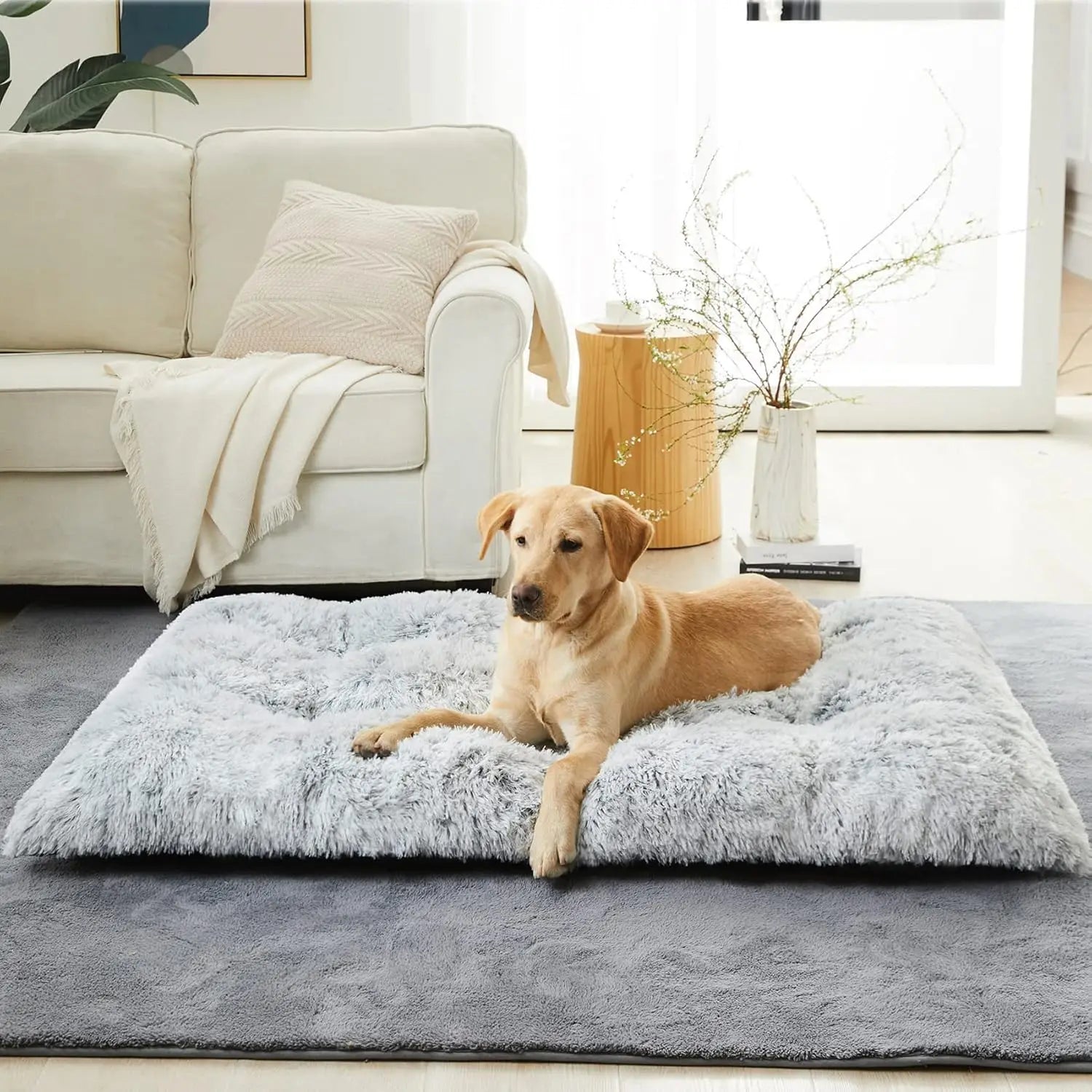 Large Dog Bed, Plush Cozy Kennel Pad with Anti-Slip Bottom for Anxiety Relief and Sleep, Washable Grey Pet Mat
