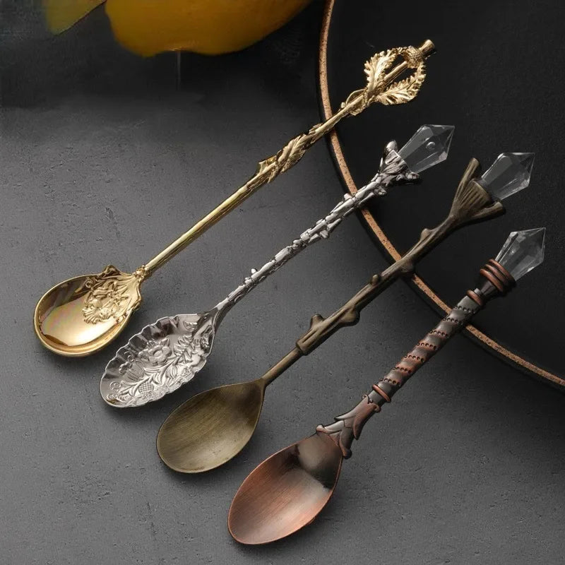 6Pcs/Set Vintage European Palace Tableware Set Fruit Cake Fork Coffee Spoon Kitchen Accessories
