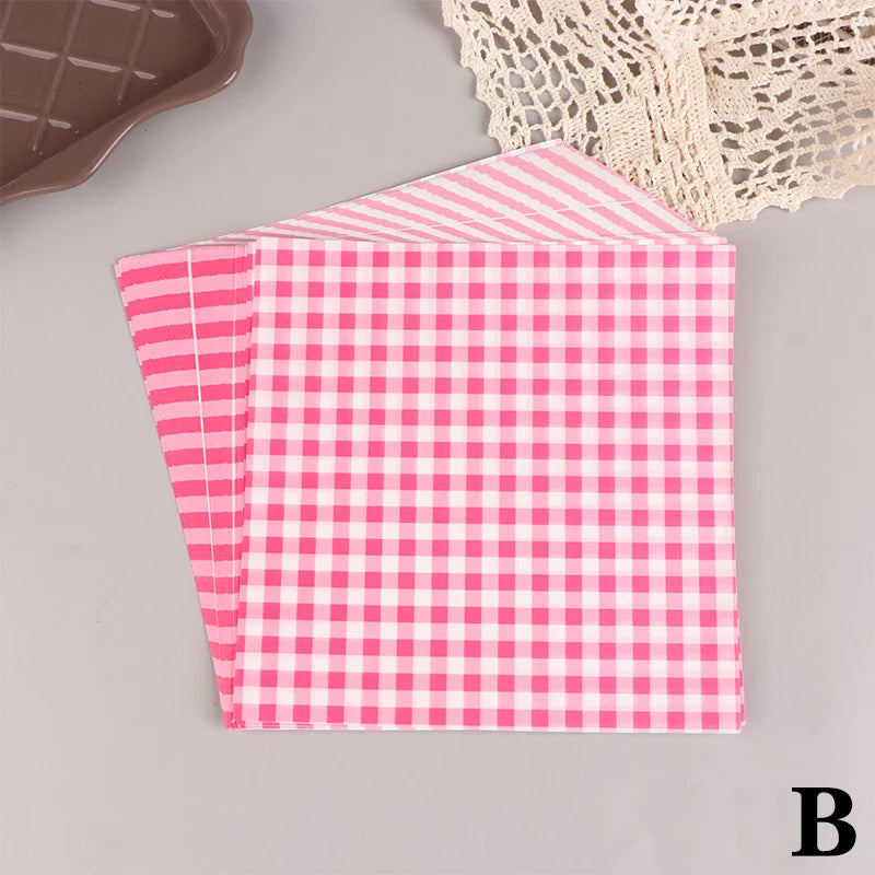 100Pcs 18cm Food Waxed Paper Oil-Proof Wax Paper Bread Sandwich Burger Fries Macarons Packaging Kitchen Baking Tool Decor Paper