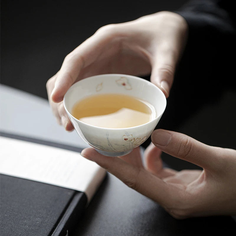 Ceramic Tea Cup Chinese Kungfu Teaware Vintage Blue Porcelain Exquisite Hand-Painted 80ml Office Home Drinkware Perfect Gift