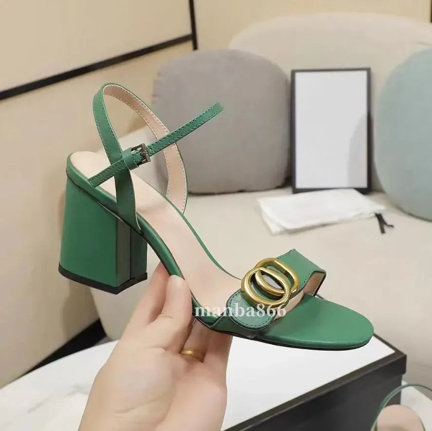 2025 Luxury Designer Sandals High Mid Low Heels Female Sandale Womens Fashion Luxe Leather Casual Summer Shoes Slides Slippers P