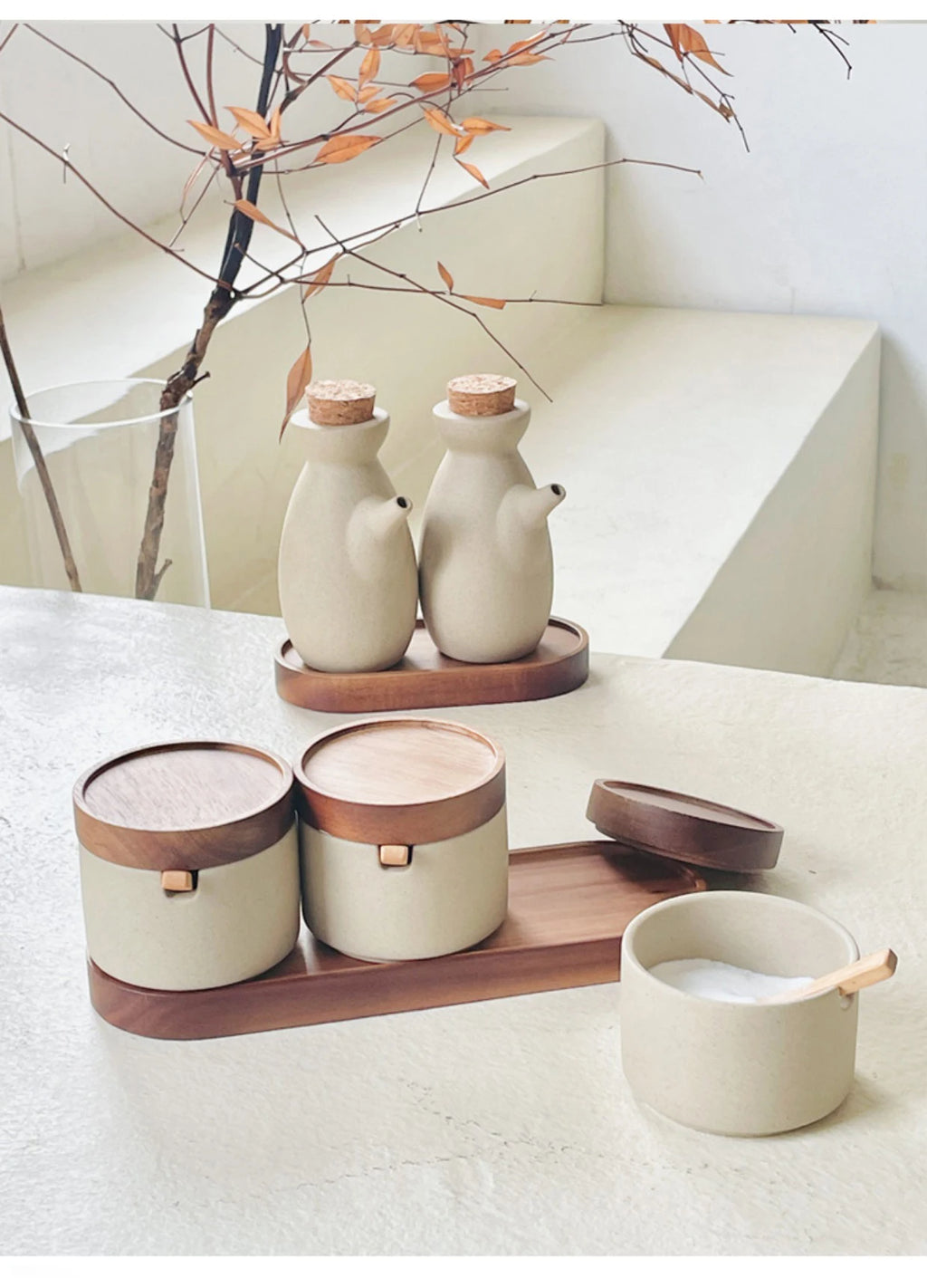 Vintage Ceramic Seasoning Jar Japanese Style Home Kitchen Salt Chili Sugar Jar Oil Pot Wooden Lid Spice Kitchen Utensils Modern