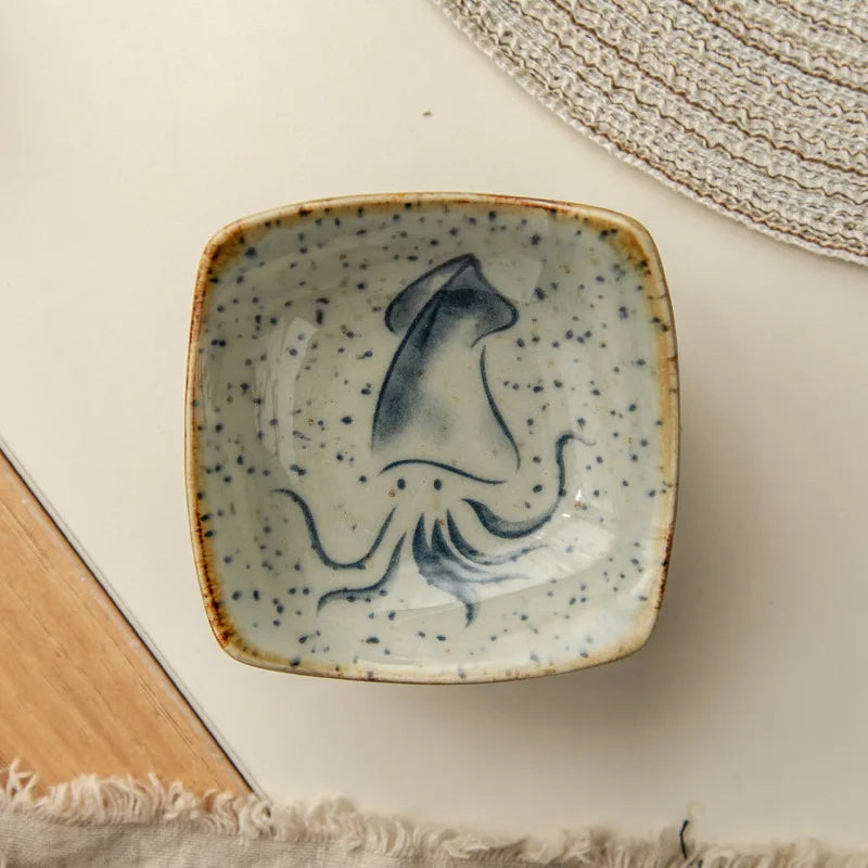 Vintage Ceramic Small Plate Japanese Creative Cartoon Seafood Sauce Dish Seasoning Plate Home Kitchen Tableware Wholesale