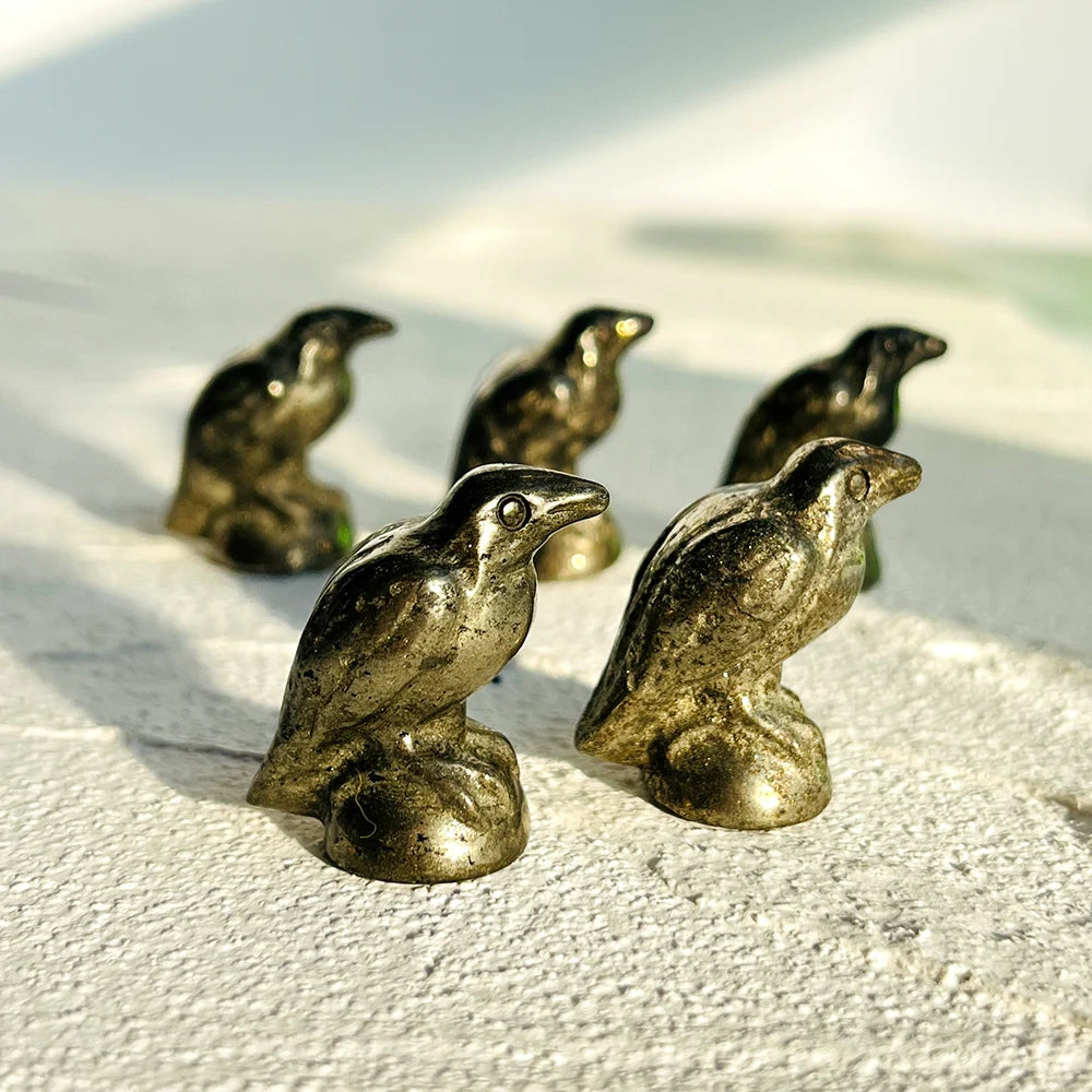 1pc Hand-Carved Mini Pyrite Raven - Halloween Decor, Gothic Home Decoration, Unique Gift for Collectors, Christmas Home