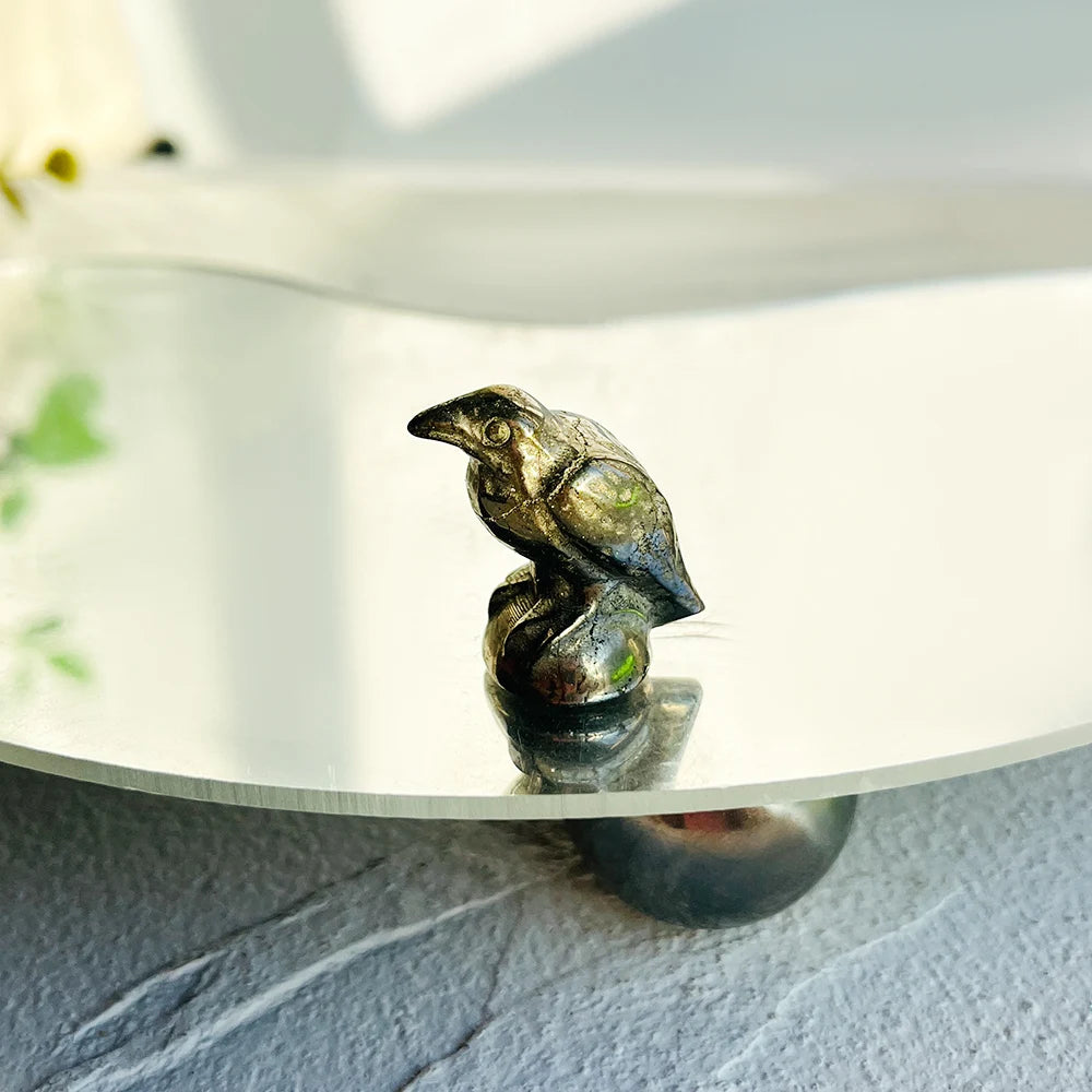 1pc Hand-Carved Mini Pyrite Raven - Halloween Decor, Gothic Home Decoration, Unique Gift for Collectors, Christmas Home