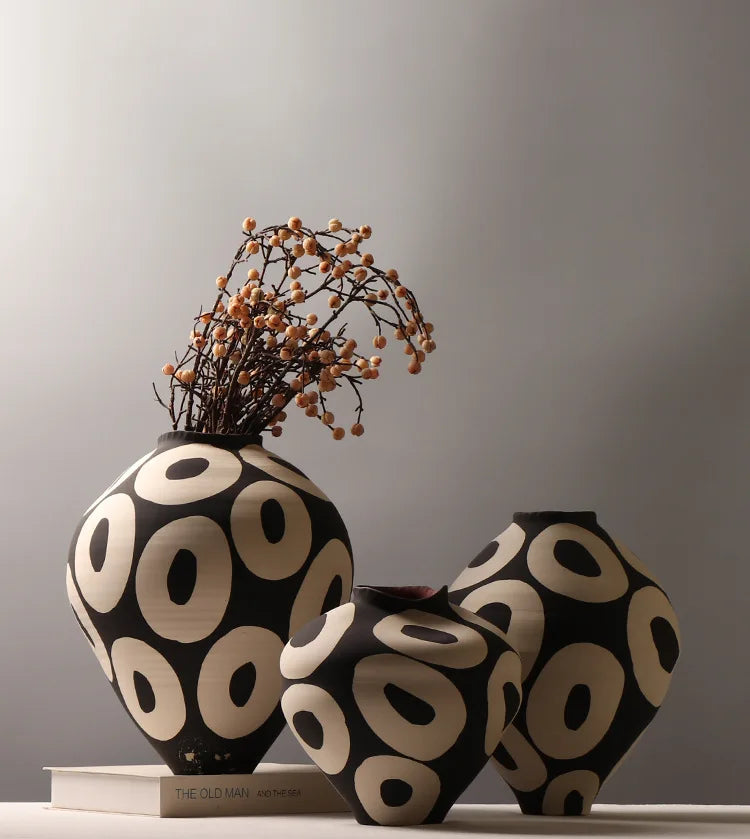 Ceramic Vase Hand-drawn Geometric Circles Flower Vase Flower Arrangement Accessories Porcelain Pot Home Decoration