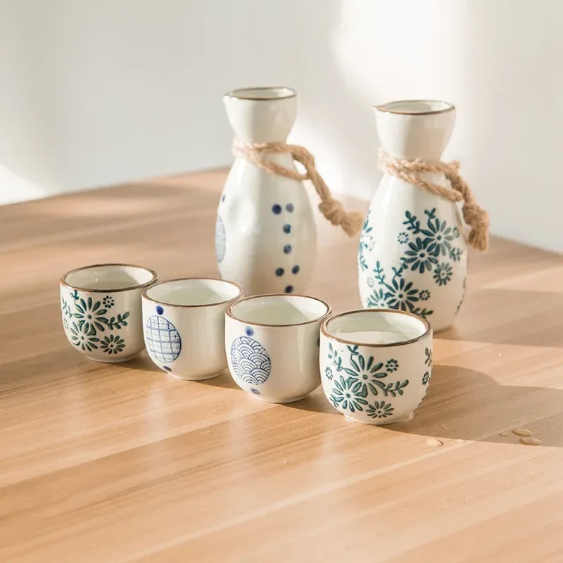 Vintage Japanese Sake Ware Ceramic Flower Wine Pot and Cup Home Kitchen Restaurant Wine Dispenser Drinking Supplies Accessories