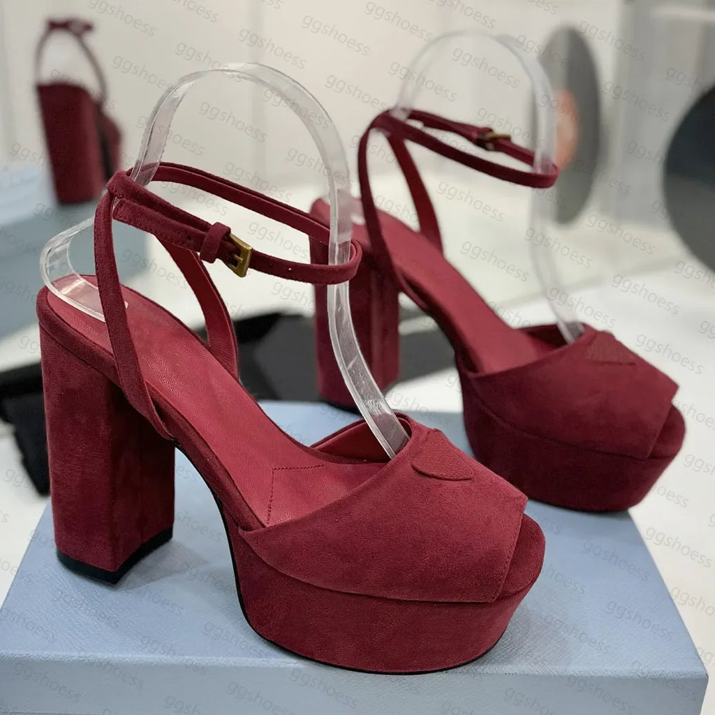 Top Quality Suede Platform Sandals Womens Leather High Heels Luxury Designer Shoes Casual Suede Ankle Strap Buckle Thick Heel Sa