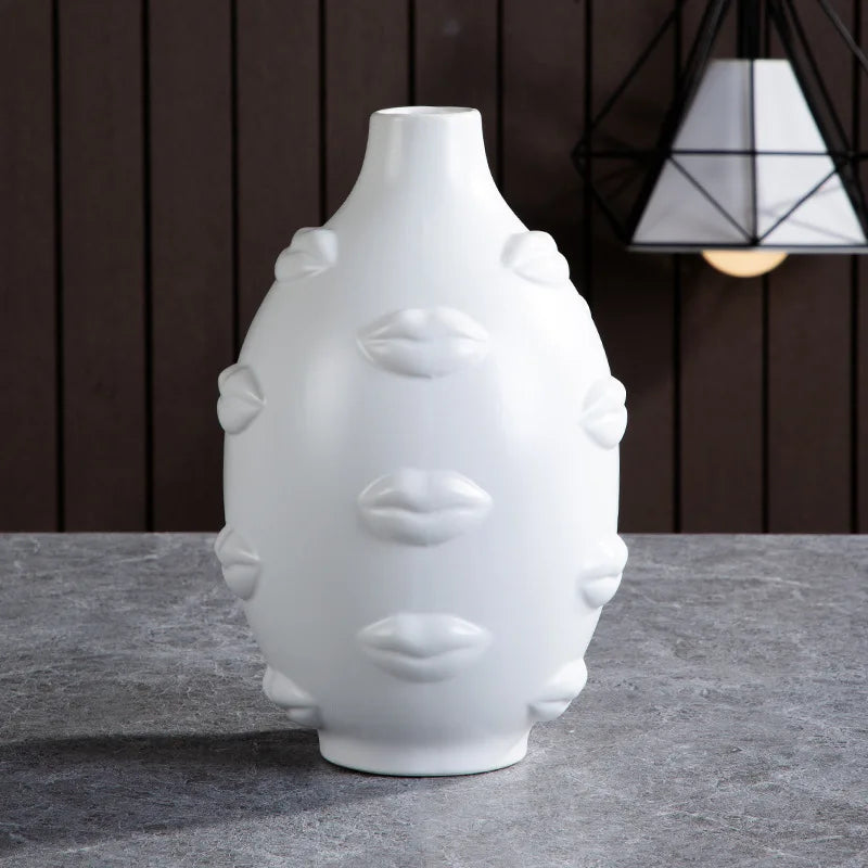 Artists 3D Lip Potted Plants White Pottery Vase Dry Flower Insert Artist Residence Decorative Ornaments Modern Home Decor