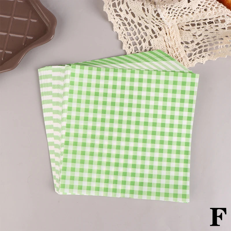 100Pcs 18cm Food Waxed Paper Oil-Proof Wax Paper Bread Sandwich Burger Fries Macarons Packaging Kitchen Baking Tool Decor Paper