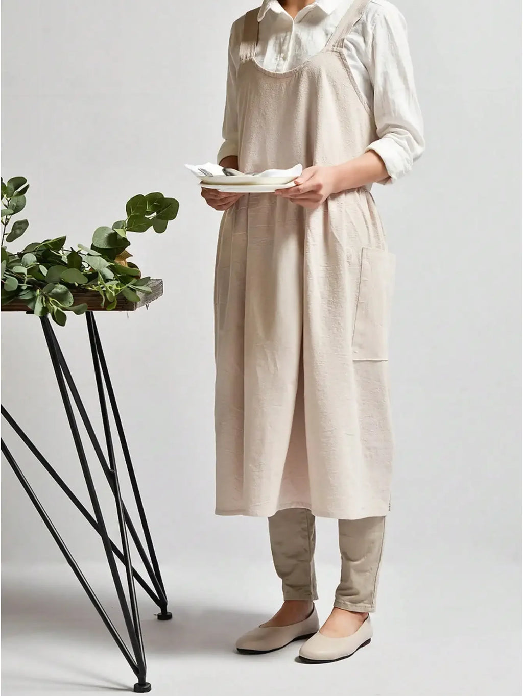 Japanese cotton Aprons for Women with Pockets Cross Back Cute Apron Dress for Gardening Painting Baking and Cooking
