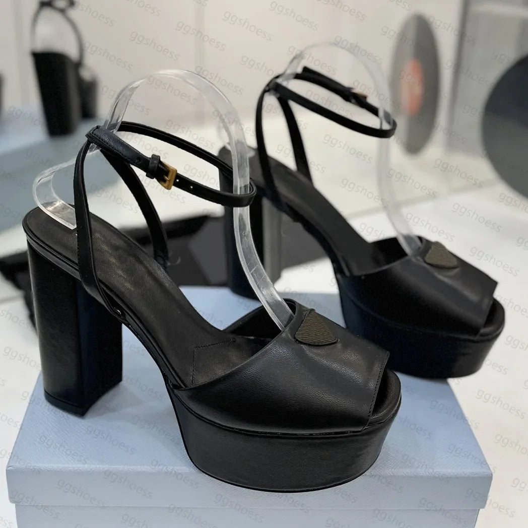 Top Quality Suede Platform Sandals Womens Leather High Heels Luxury Designer Shoes Casual Suede Ankle Strap Buckle Thick Heel Sa